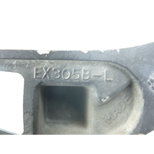 Kawasaki GPZ 305 BD EX305B Furastentrger links / step holder left