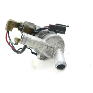 Yamaha FZR 600 H 3HE Thermostatgehuse / thermostat housing