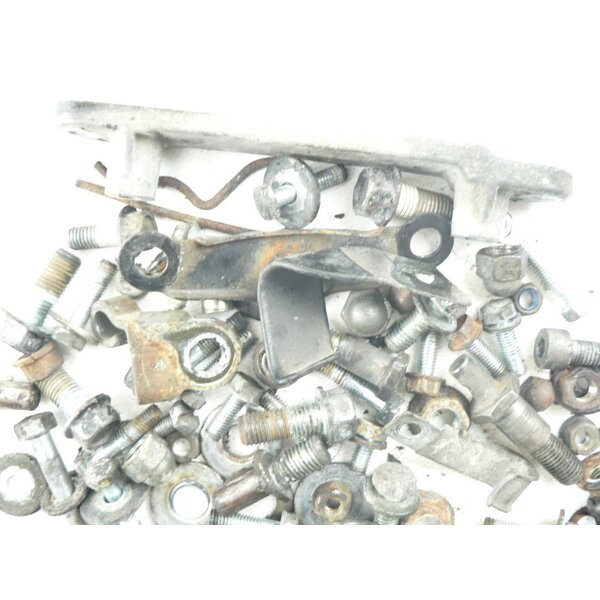 Honda CM 200 T MC01 Schrauben Kleinteile Fahrwerk / screws sundries frame