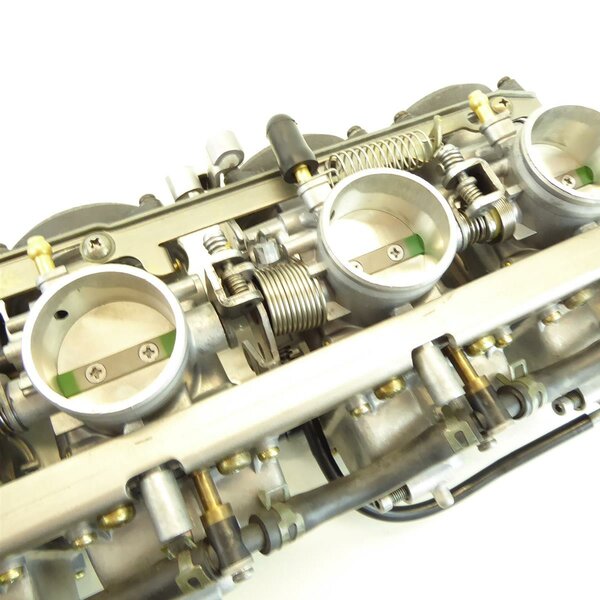 Kawasaki GPZ 1100 ZXT10E Vergaser gereinigt / carburetor