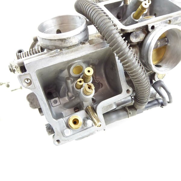 Honda NTV 650 RC33 Vergaser ERSATZTEILSPENDER / carburetor spare parts