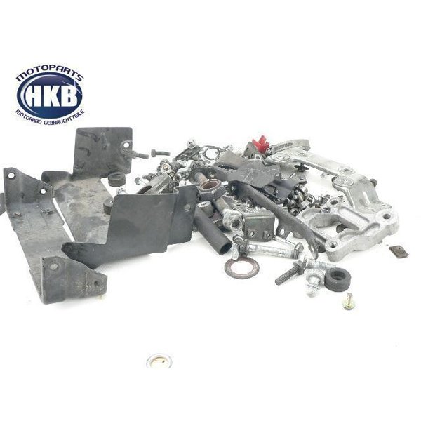 Suzuki  GSX-R 750 GR7BB Schrauben Kleinteile Fahrzeug / screws sundries